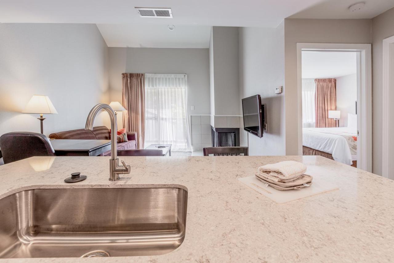 Value Suites Extended Stay - Арлингтън Екстериор снимка